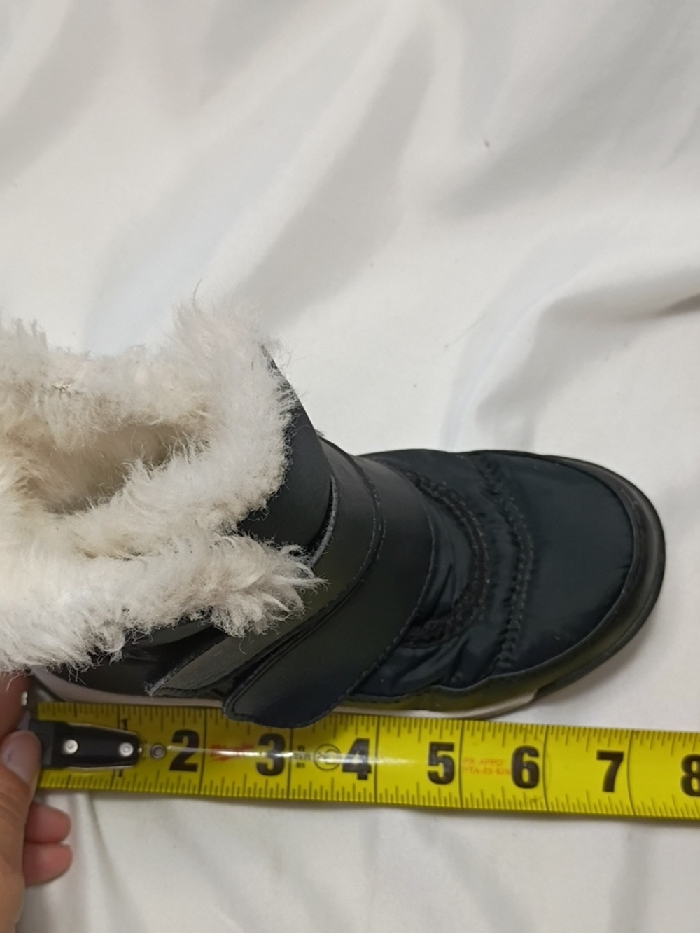 EUC Sorel Girls Whitney II Strap Snowboots Black And White Size 10 Waterproof - Picture 7 of 11